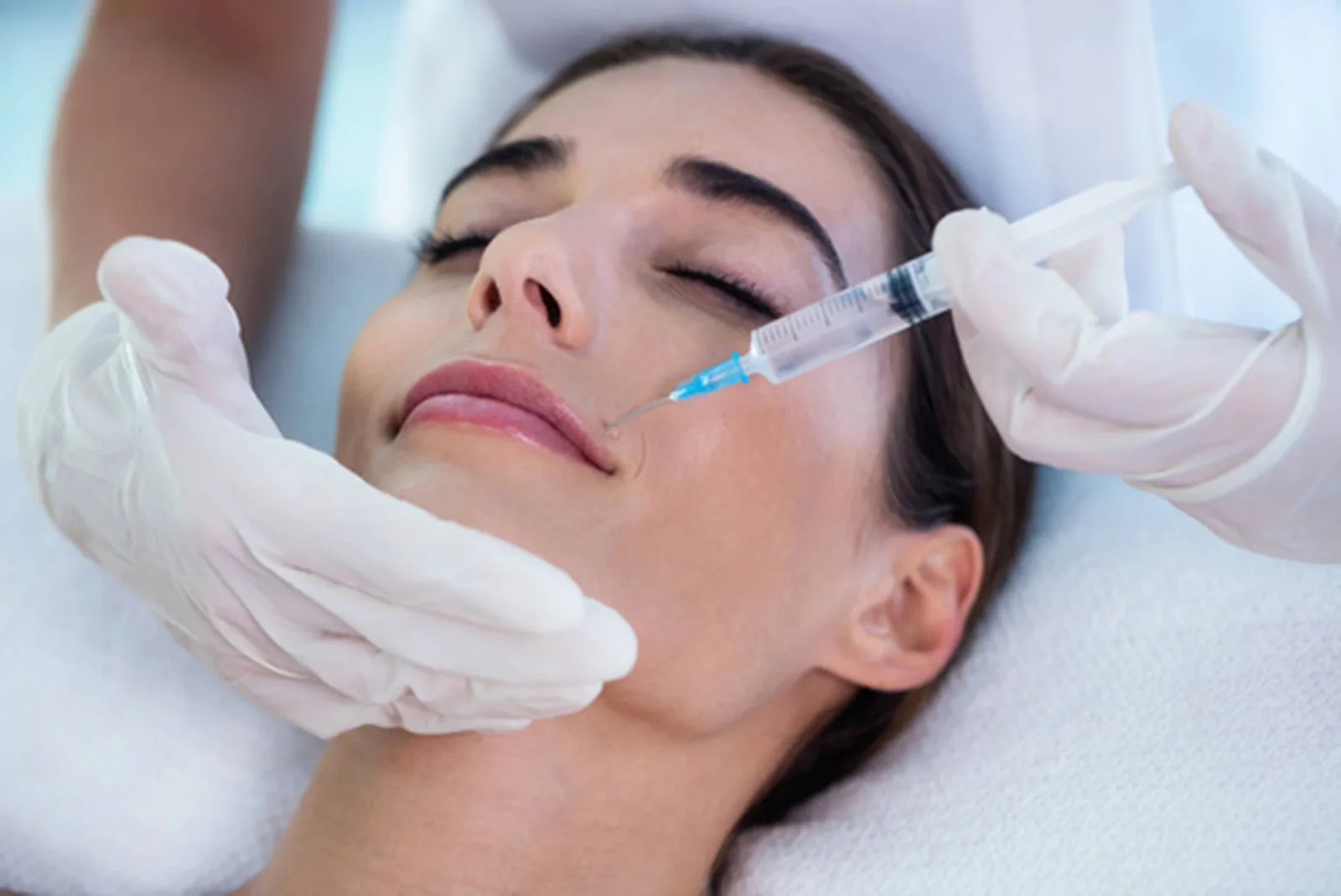 Preenchimento facial e harmonização orofacial